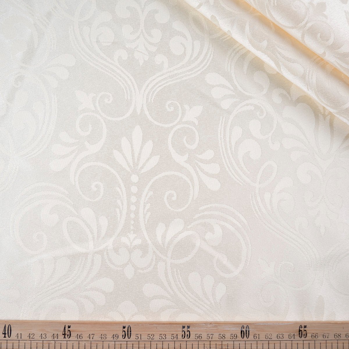 BROCATO BLANCO PAPIRO CON HOJAS