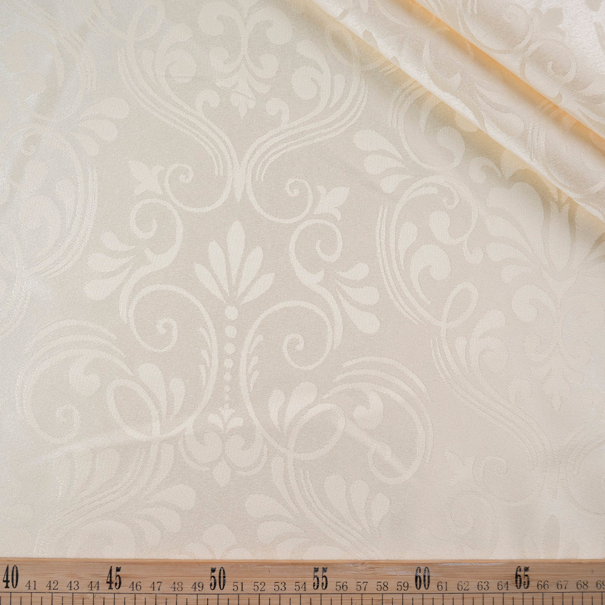 BROCATO BLANCO PAPIRO CON HOJAS