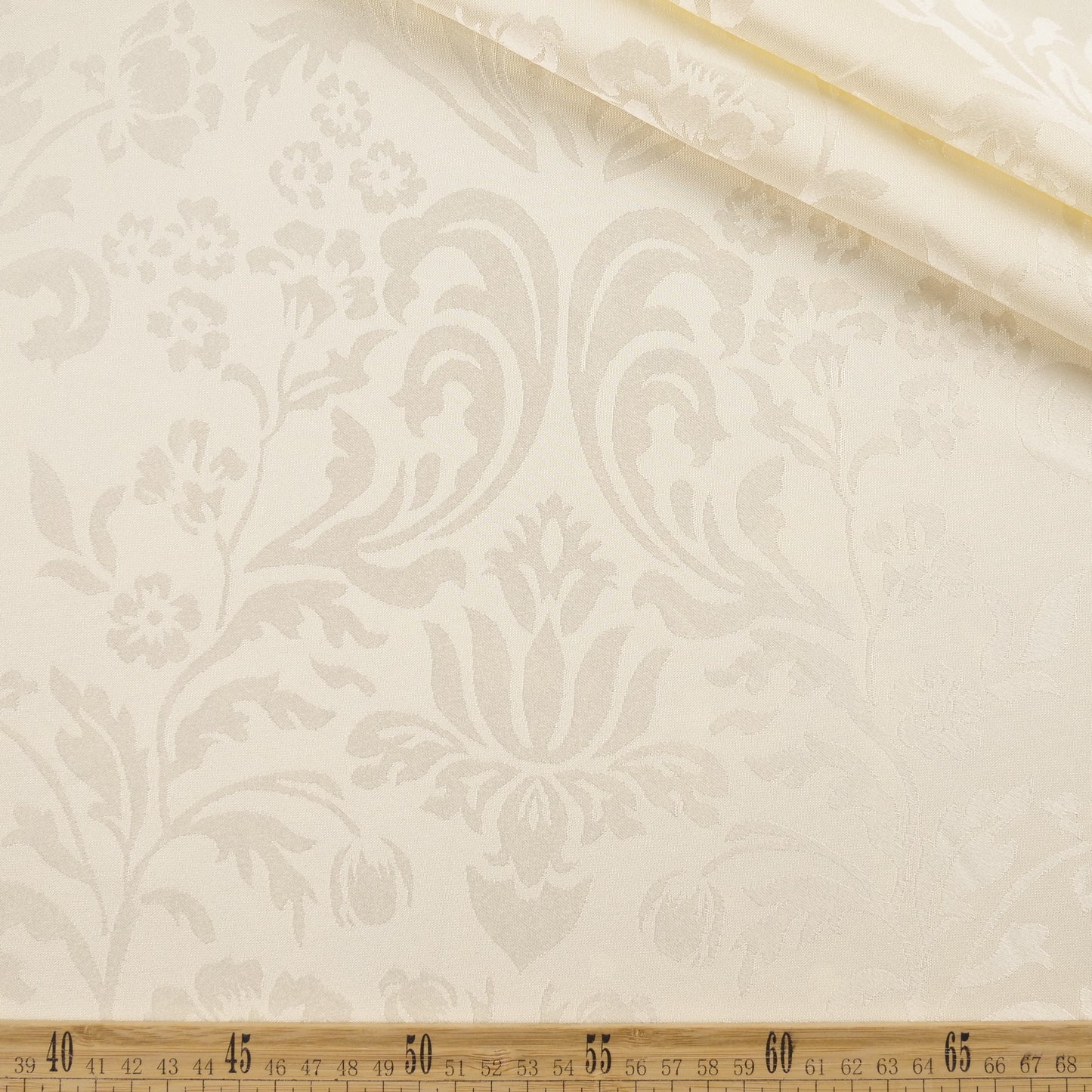 BROCATO BLANCO PAPIRO CON HOJAS Y DISEÑO DE FLORES