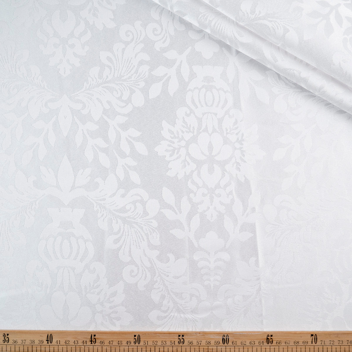 BROCATO BLANCO BRILLANTE CON HOJAS