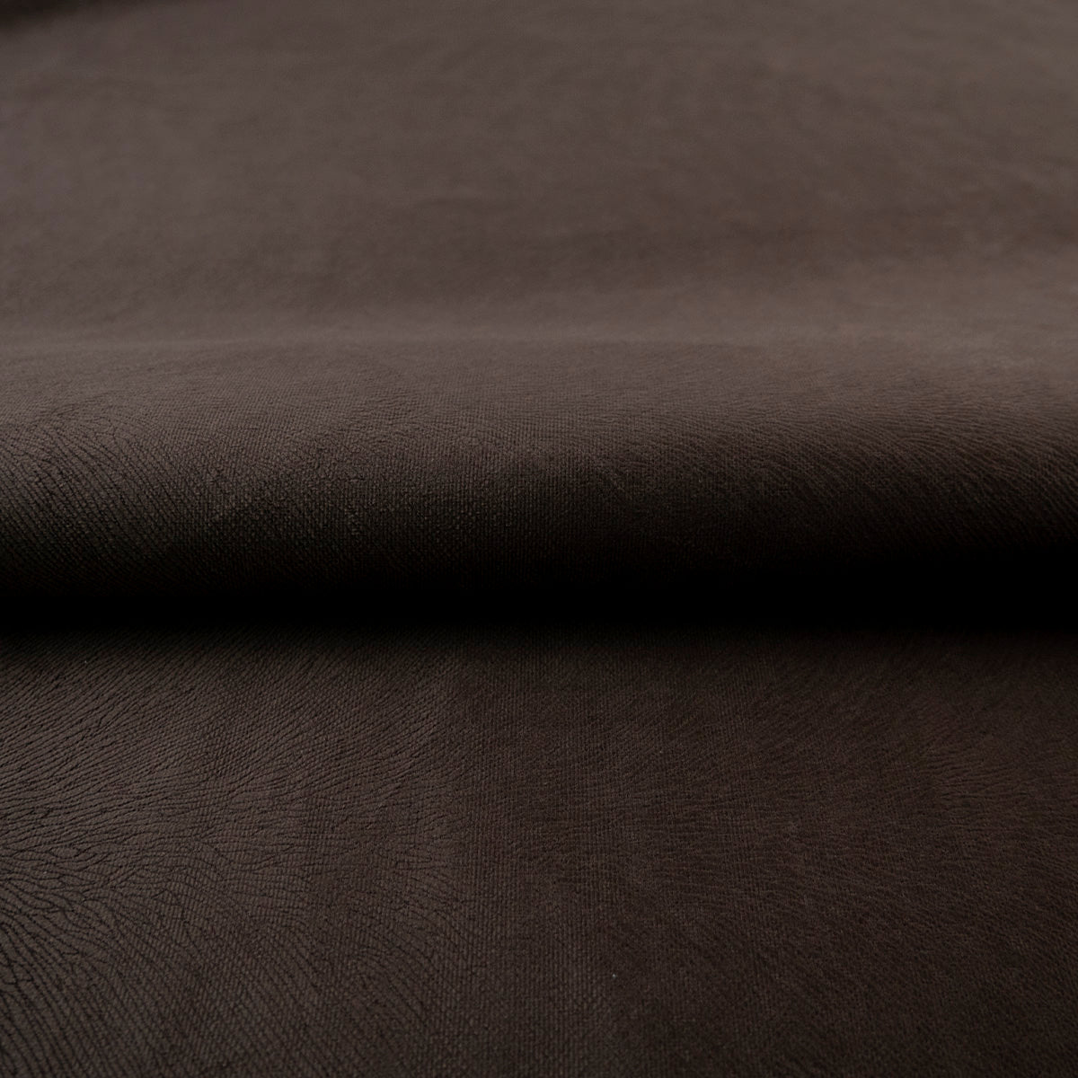 SUECIA ATIGRADO MARRON CANTINA