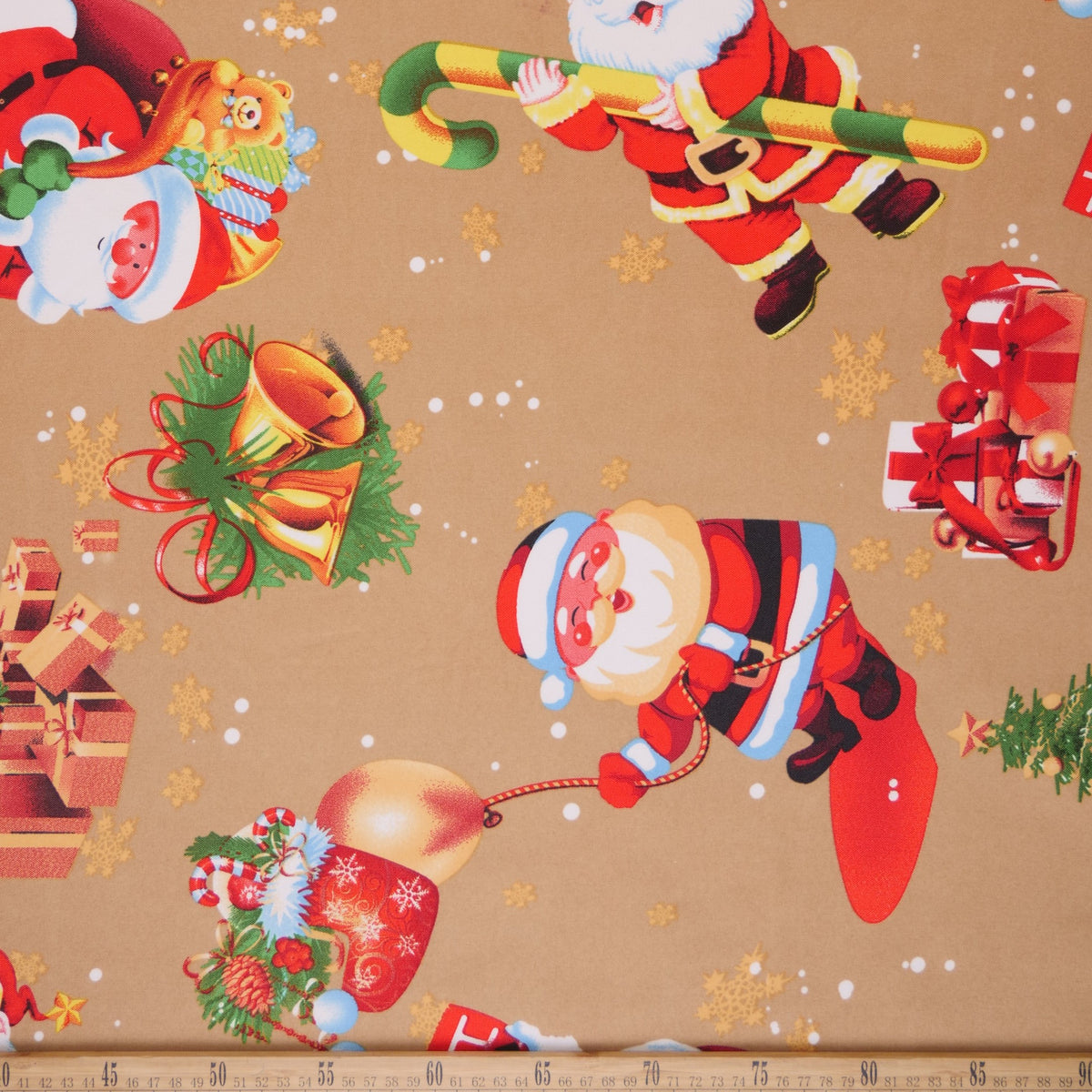 MANTELERIA NAVIDAD BEIGE LANA PAPA NOEL Y ARBOL DE NAVIDAD