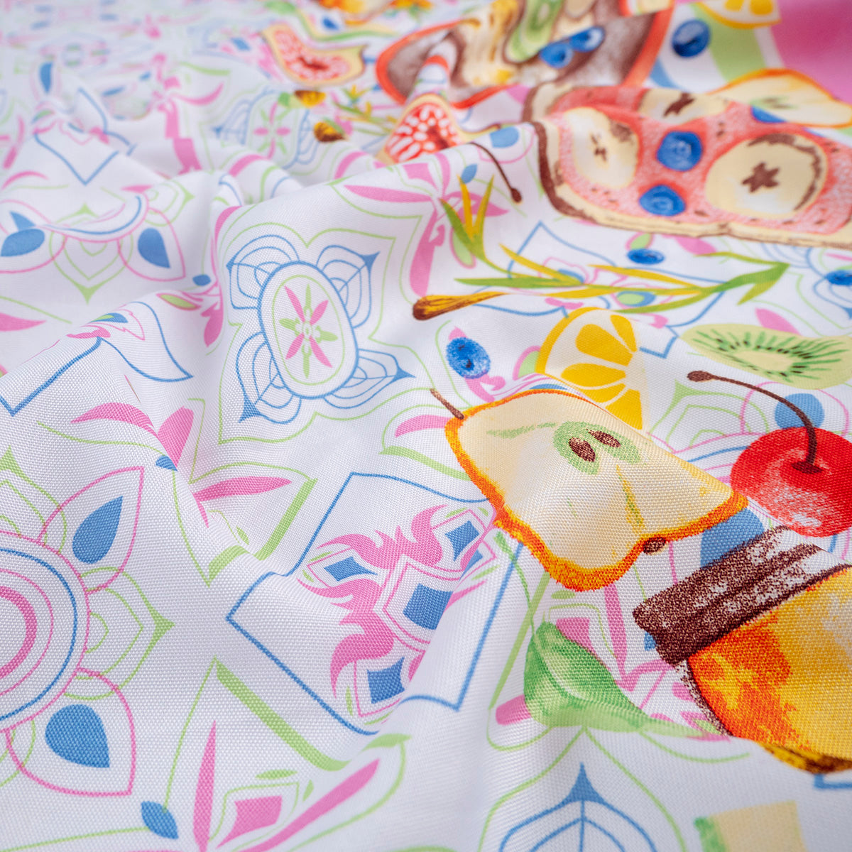 MANTELERIA ESTAMPADA ROSA SHOCKING FRUTAL