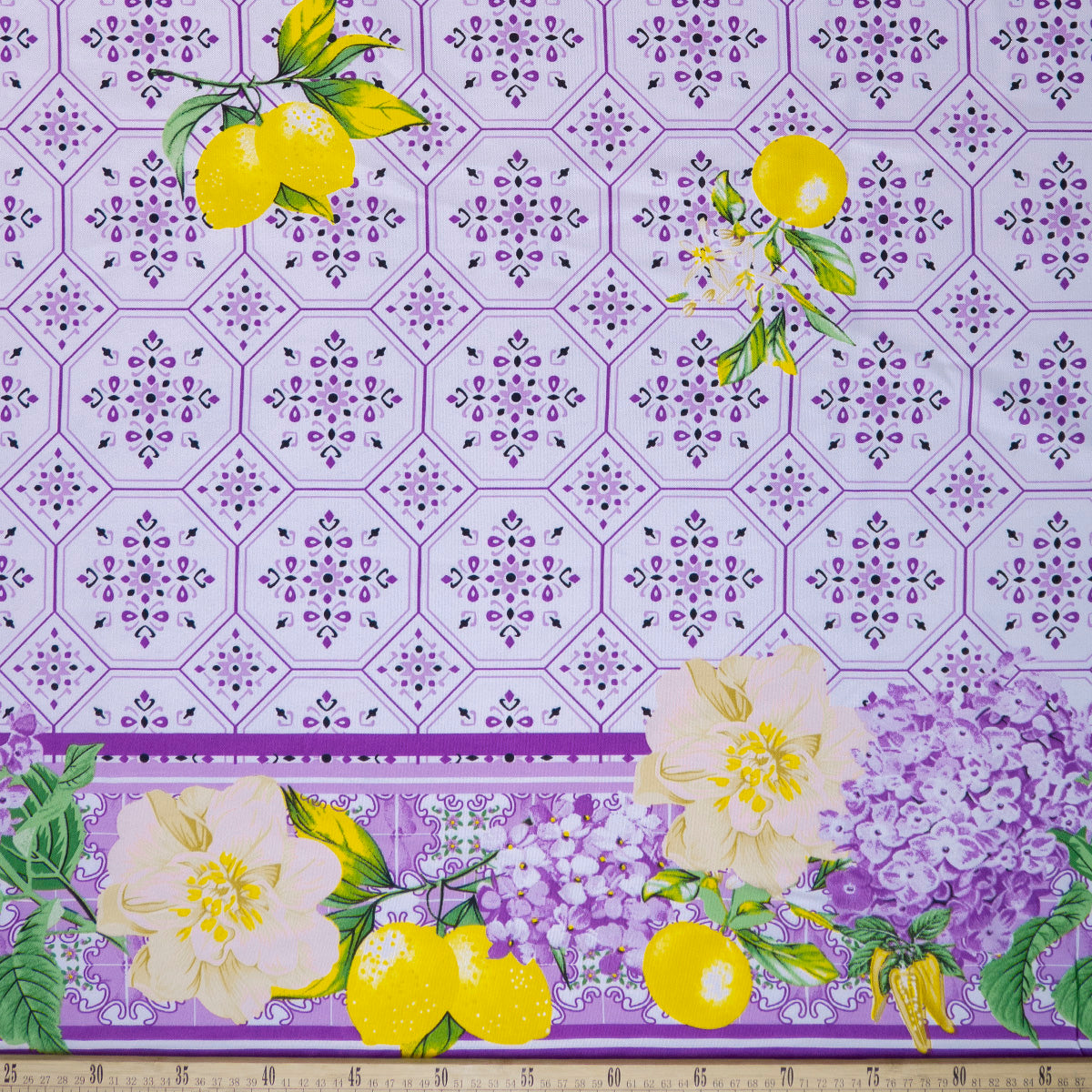 MANTELERIA ESTAMPADA VIOLETA AFRICA AZULEJOS