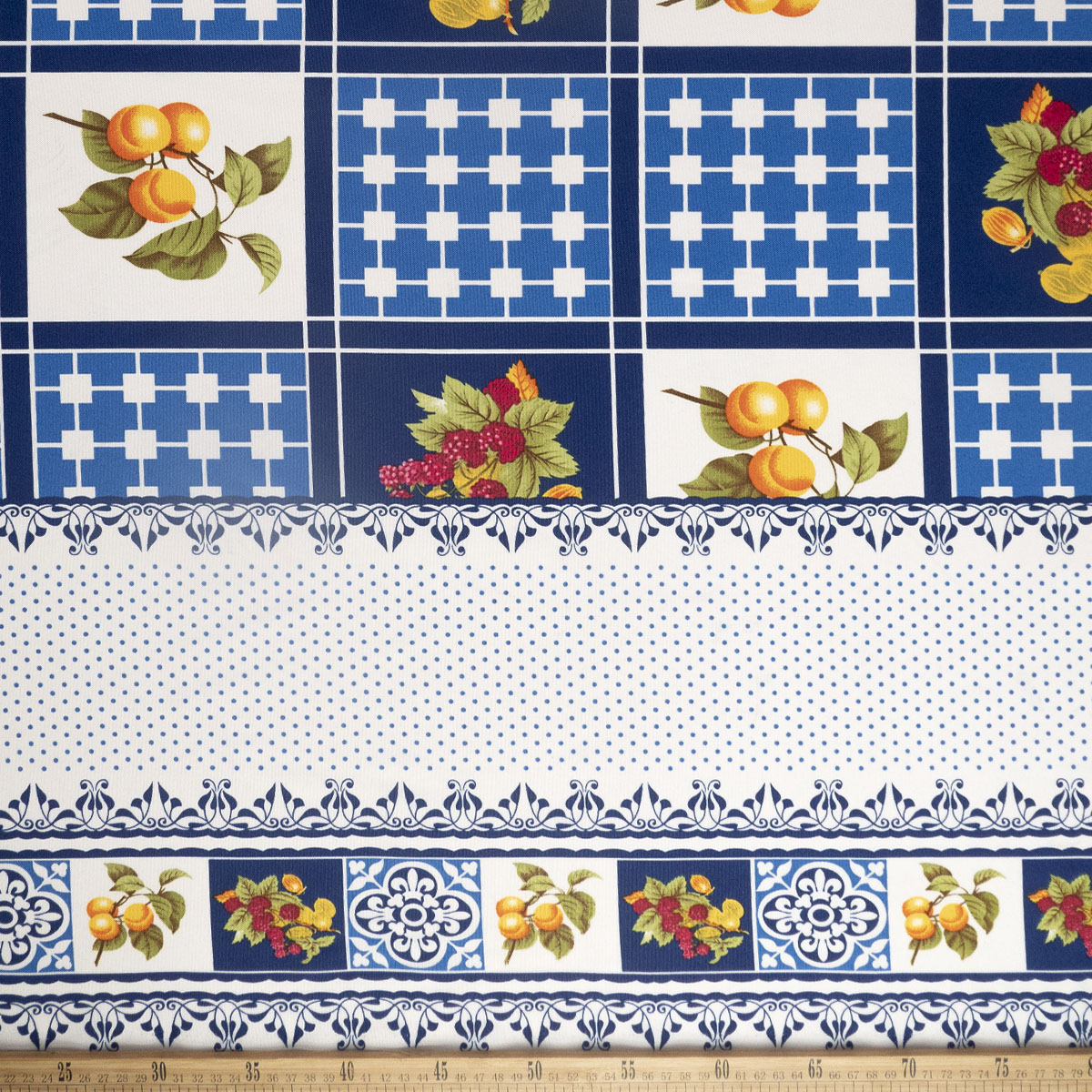 MANTELERIA ESTAMPADA AZUL PRINTCUADROS Y FRUTAS