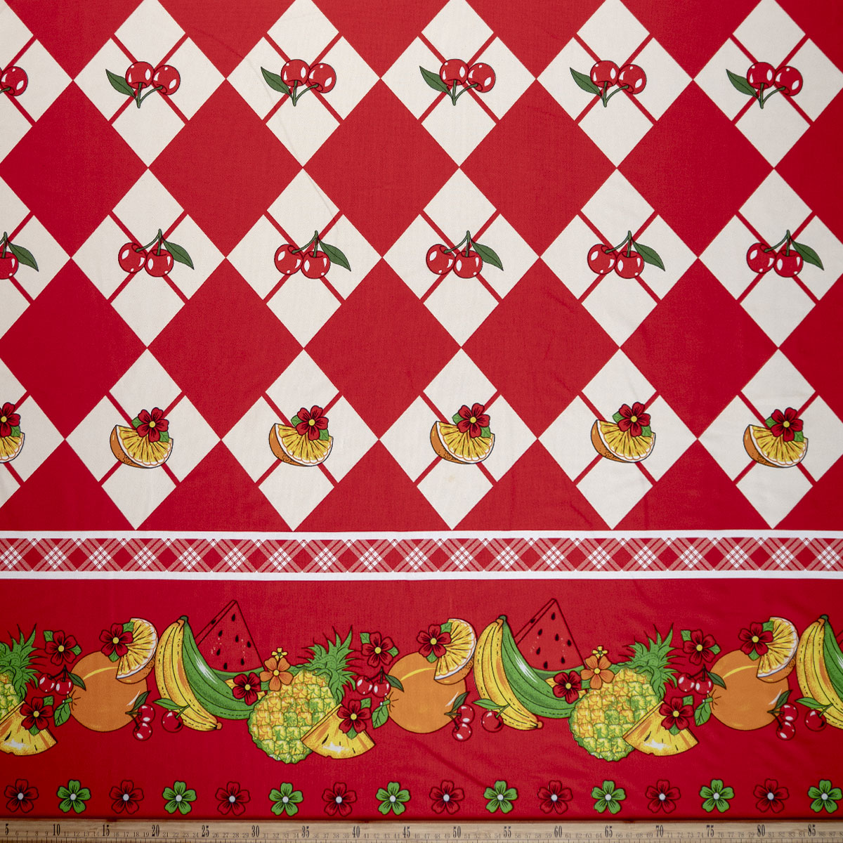 MANTELERIA ESTAMPADA ROJO MARTE CON CUADROS Y FRUTAS