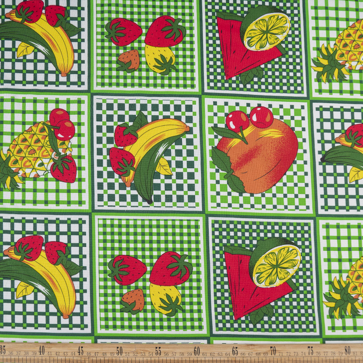 MANTELERIA ESTAMPADA VERDE FRIJOL CUADROS Y FRUTAS