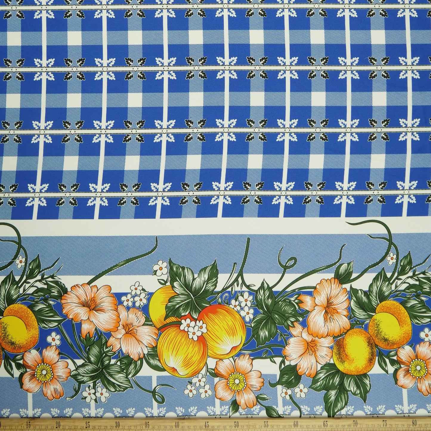 MANTELERIA ESTAMPADO AZUL SURF A CUADROS CON GUARDAS FRUTALES