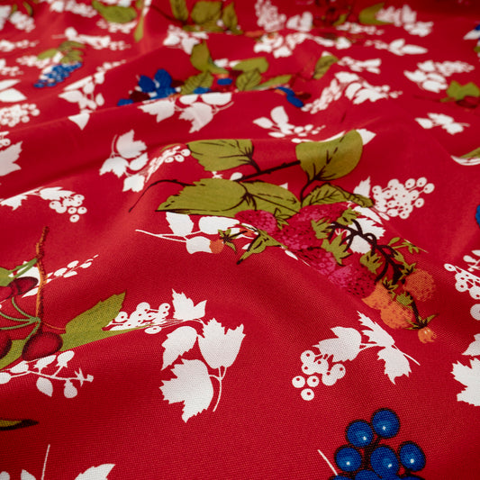 MANTELERIA ESTAMPADA ROJO MARTE CON FRUTAS Y HOJAS