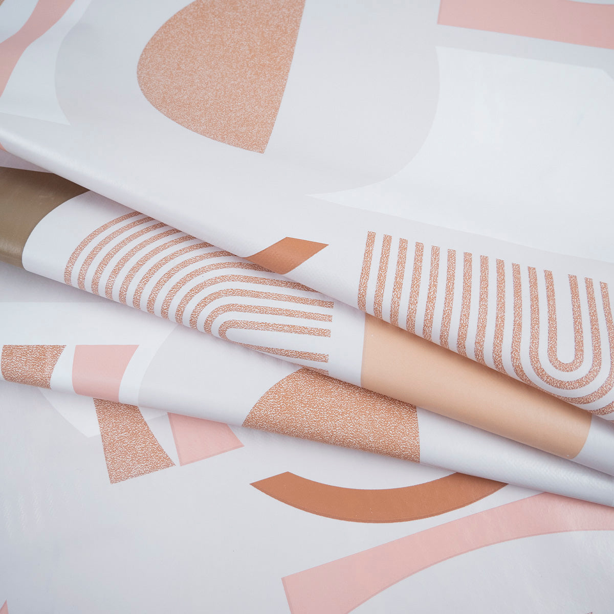 PVC DOBLE ESTAMPADO BLANCO ARENA GEOMETRICO