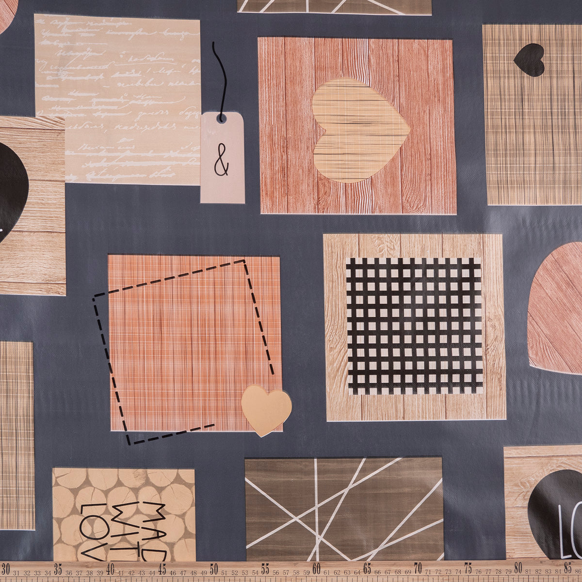 PVC DOBLE ESTAMPADO MARRON OJO TIGRE CORAZONES