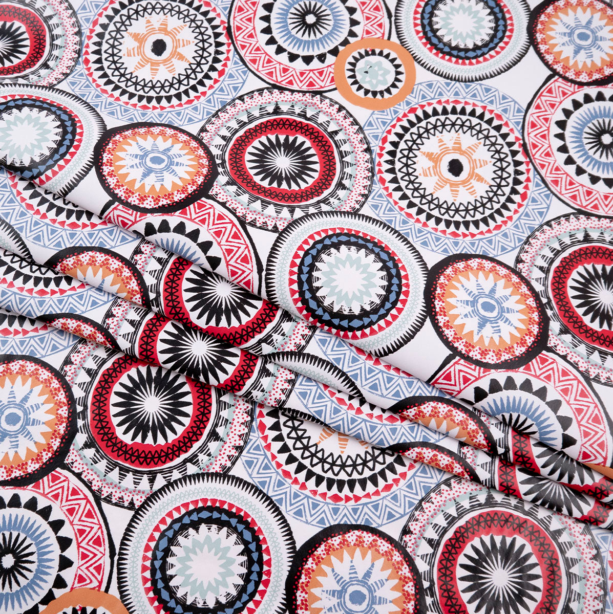 PVC DOBLE ESTAMPADO BLANCO BRILLANTE GEOMETRICO