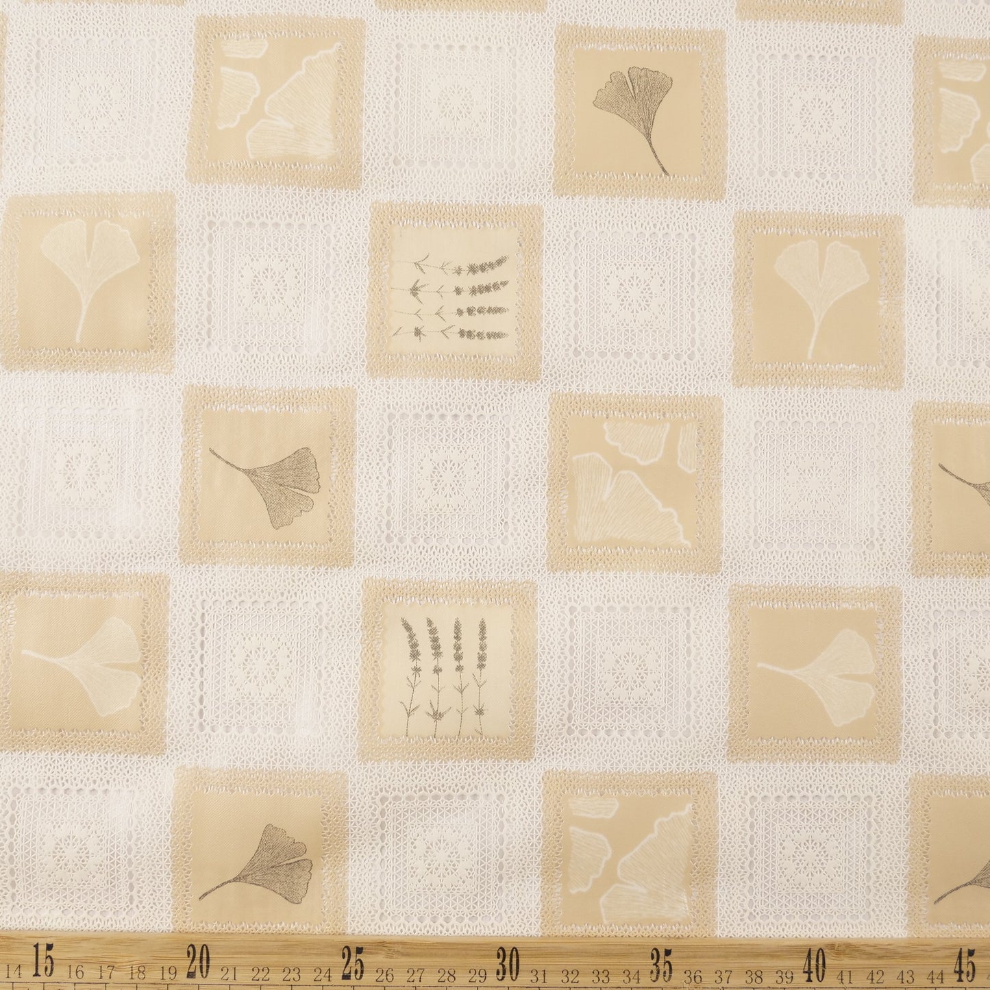 PVC JACQUARD NATURAL PERGAMINO CUADROS