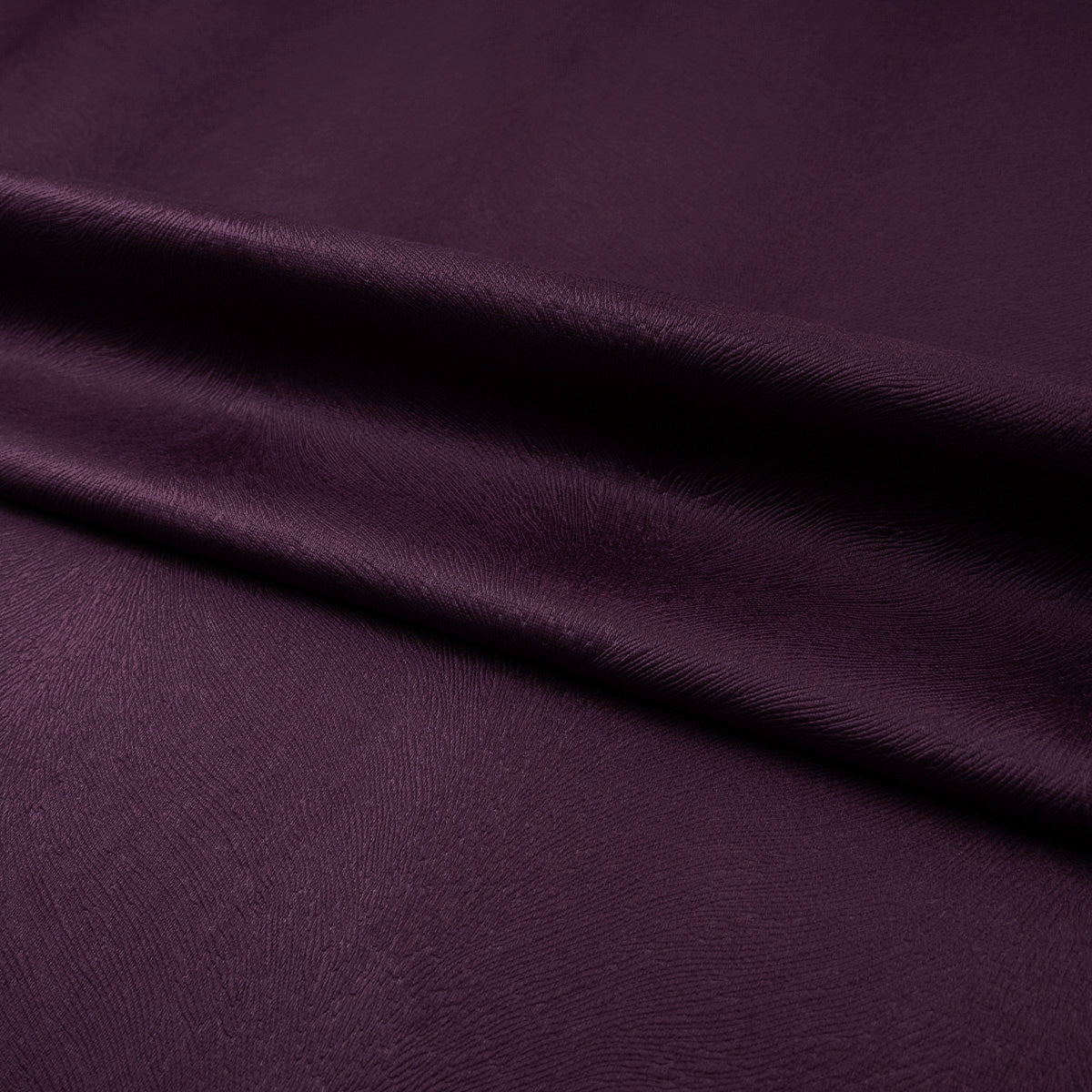 SUECIA DELUXE PURPURA POTENTE