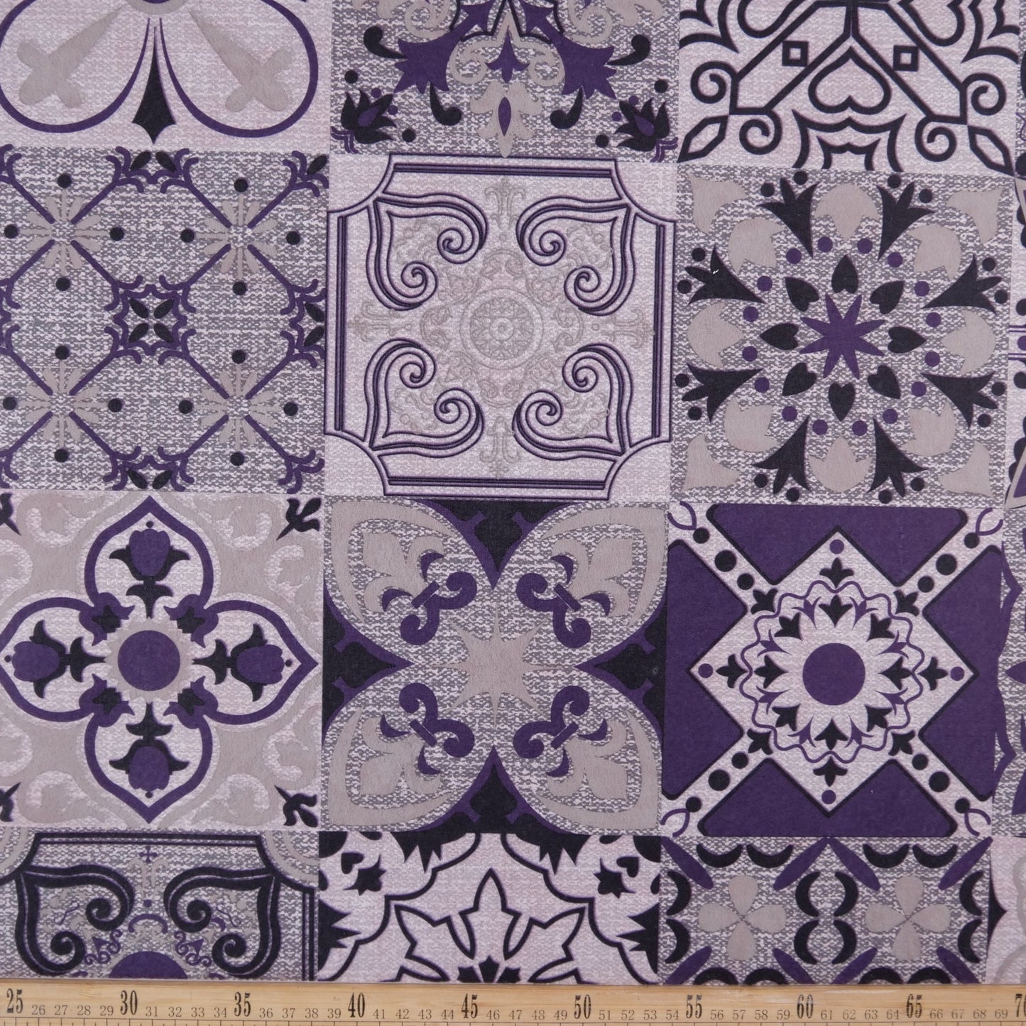 ALFOMBRA FELPA ESTAMPADO GRIS MAGNET PATRON EN AZULEJOS