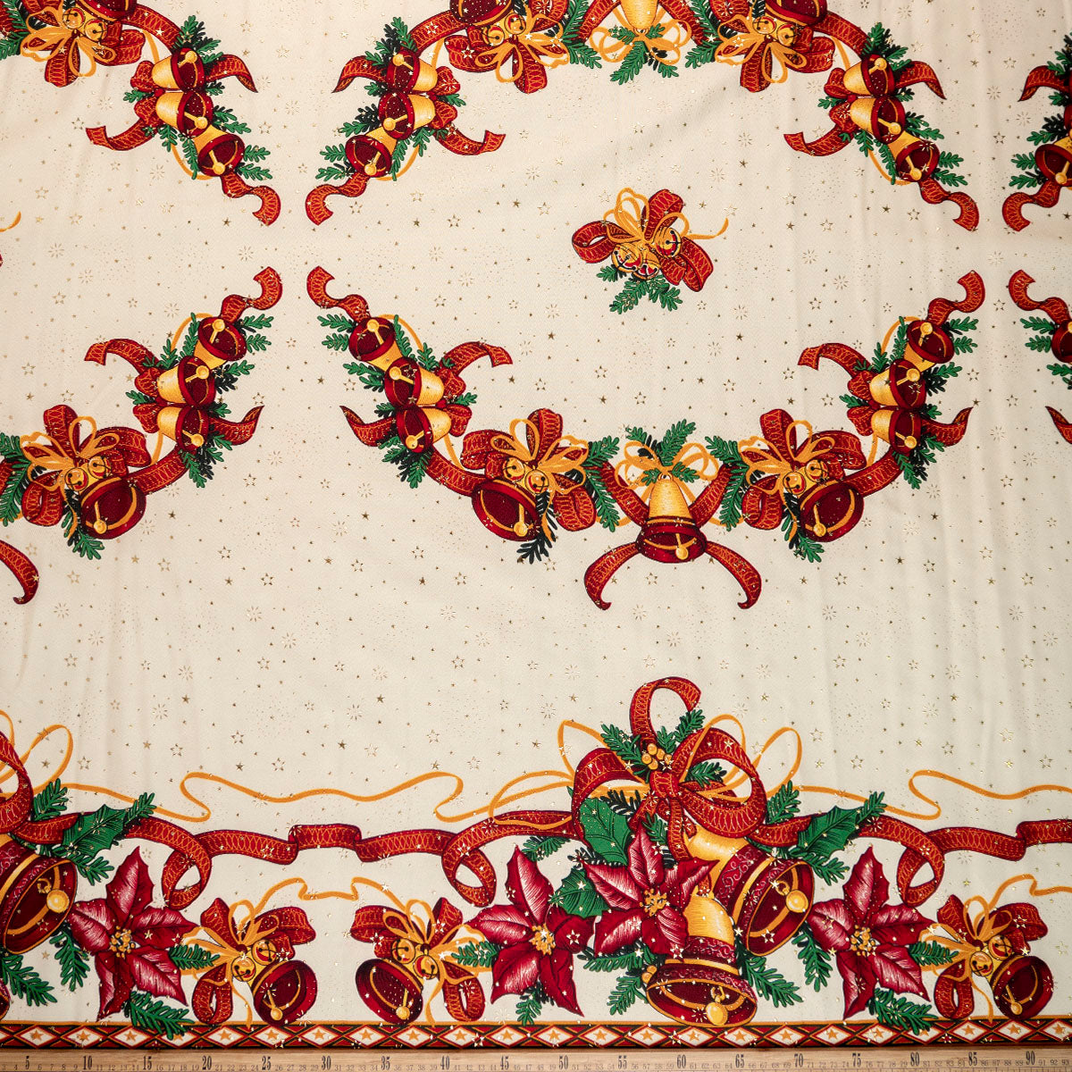 MANTELERIA NAVIDAD ESTRELLITAS VAINILLA CREMA GUARDAS DE POINSETTIA Y CAMPANAS