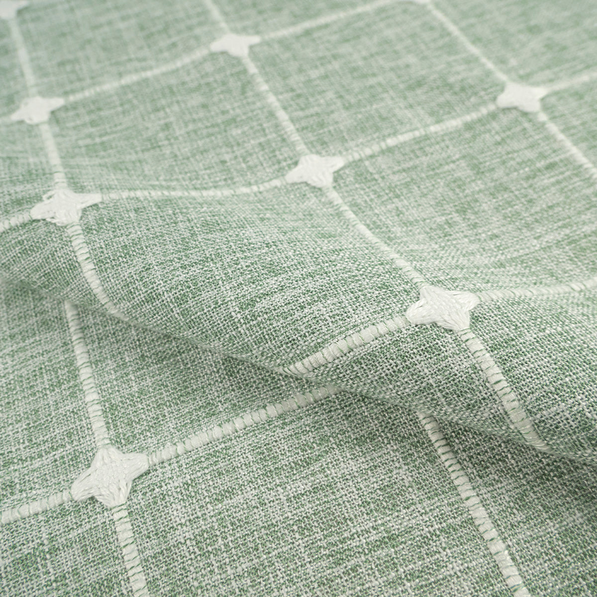 MANTELERIA LINO BORDADA VERDE GAGE CUADROS