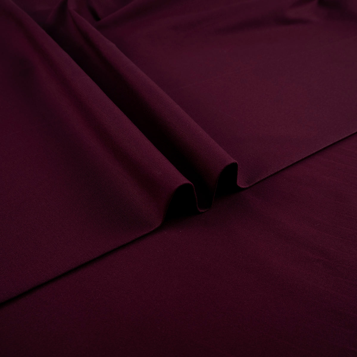 GABARDINA SPANDEX CANEX BORDO CORDOBES