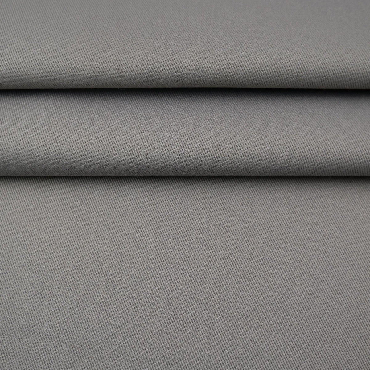 GABARDINA LISO GRIS ESCARCHADO