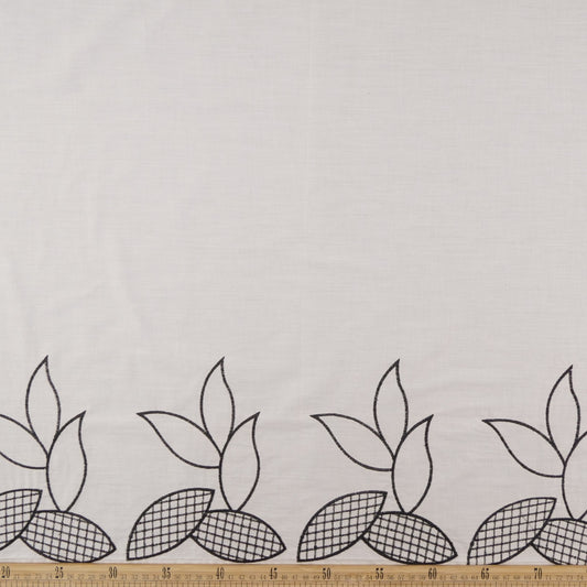 BRODERIE LOLA BLANCO AZULADO CON GRUADAS DE HOJAS