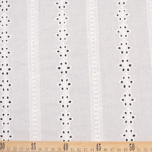 BRODERIE LOLA BLANCO BRILLANTE CON LINEAS Y FLORES