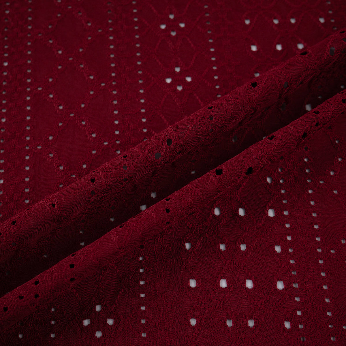 BRODERIE SPANDEX ROJO VIKINGO ARABESCO