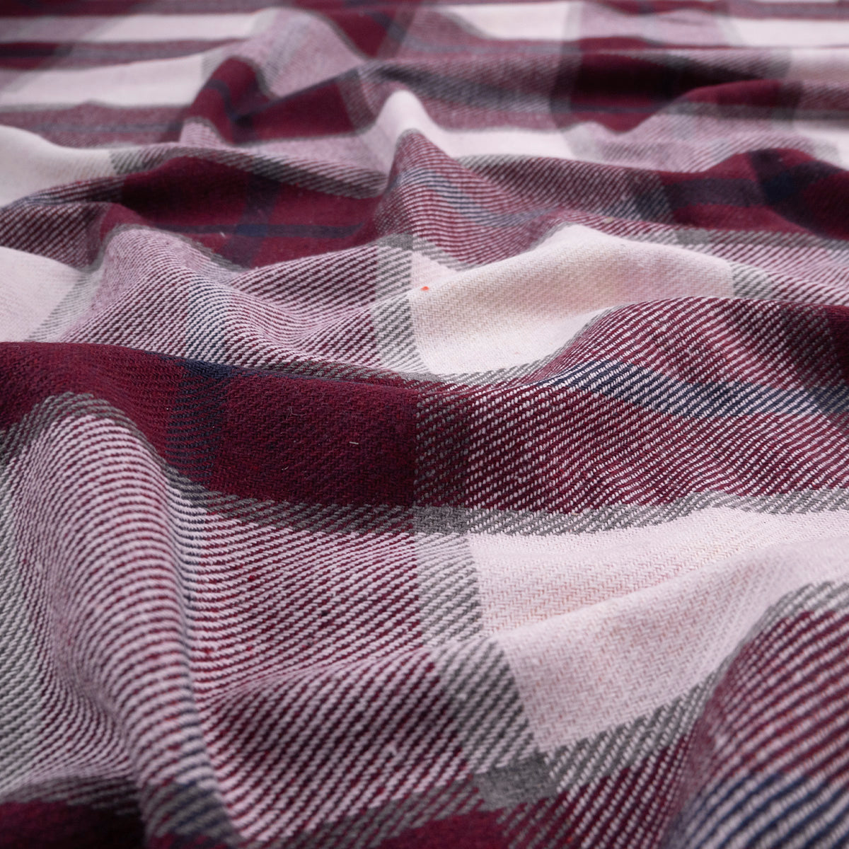 PANHO LANA SIMONE ESTAMPADO BORDO RODODENDRO TARTAN