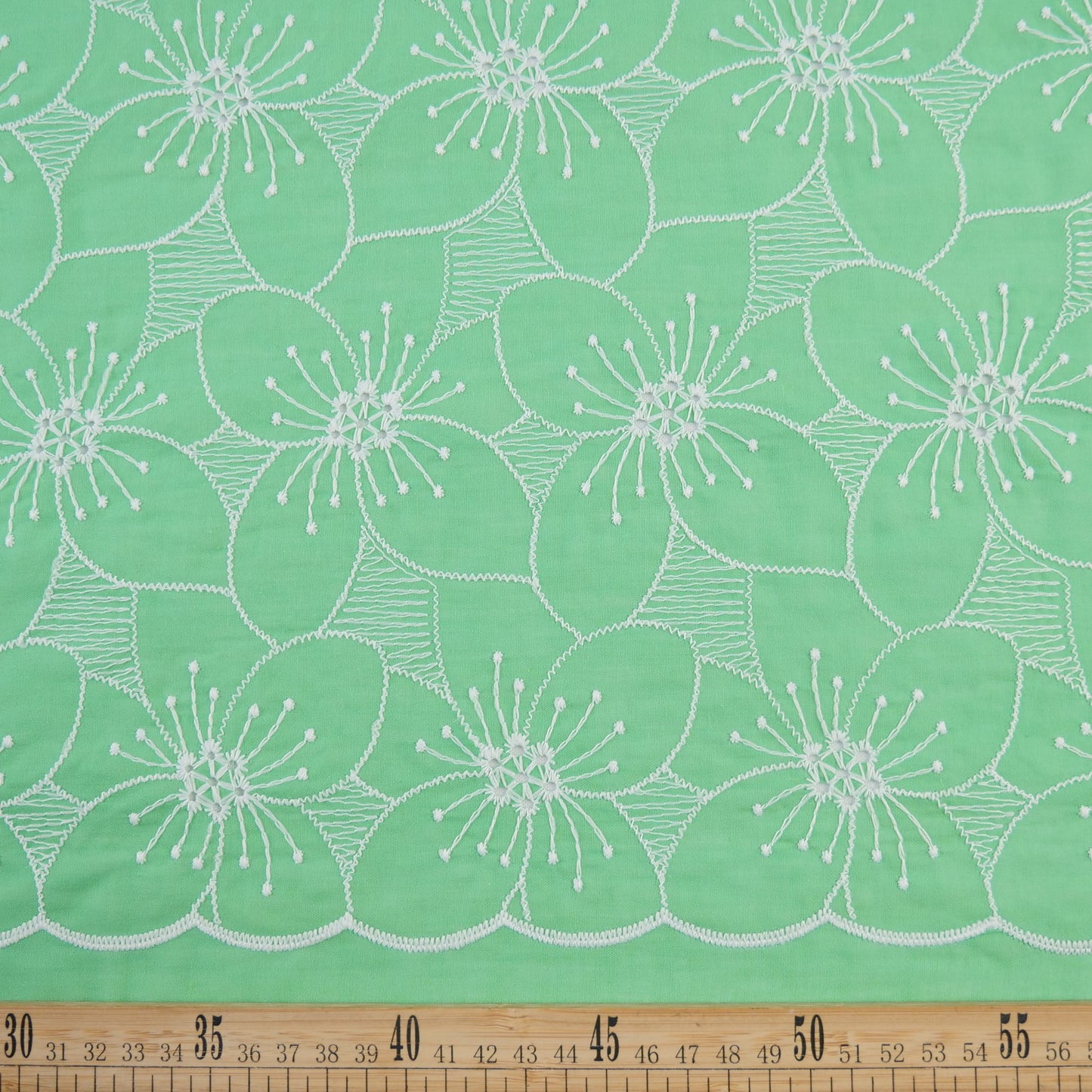 BRODERIE ESPANHOL VERDE VENENO CON FLORES