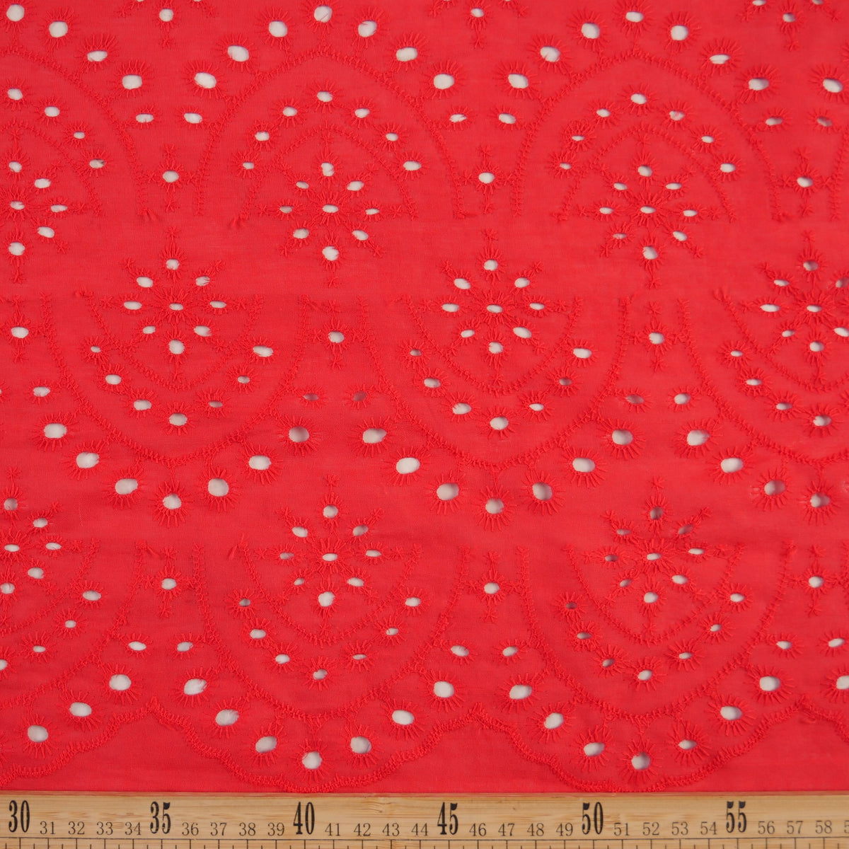 BRODERIE ESPANHOL ROJO MARTE GEOMETRICO