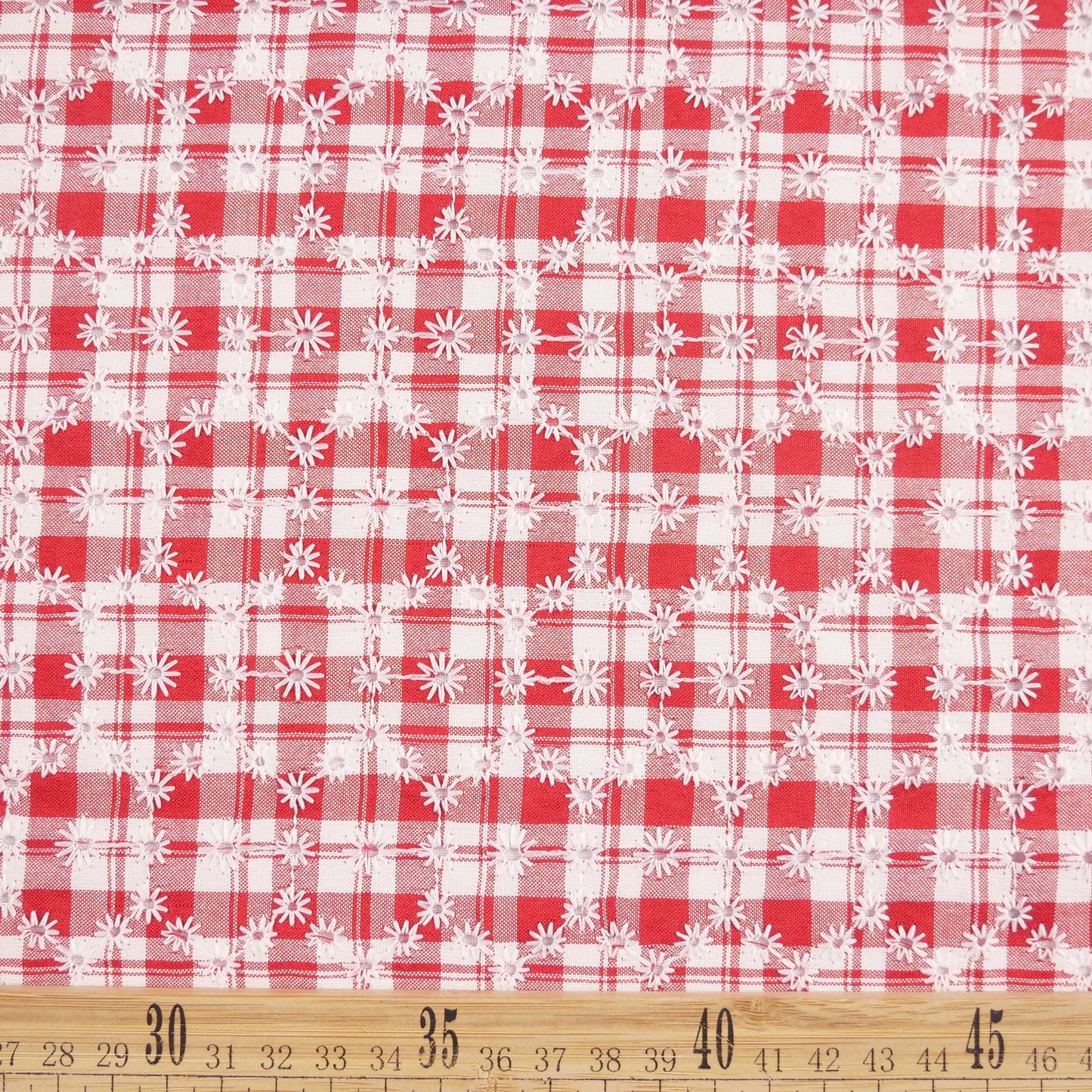 BRODERIE ESPANHOL ROJO CARMESI CUADRILLE CON FLORES BORDADAS