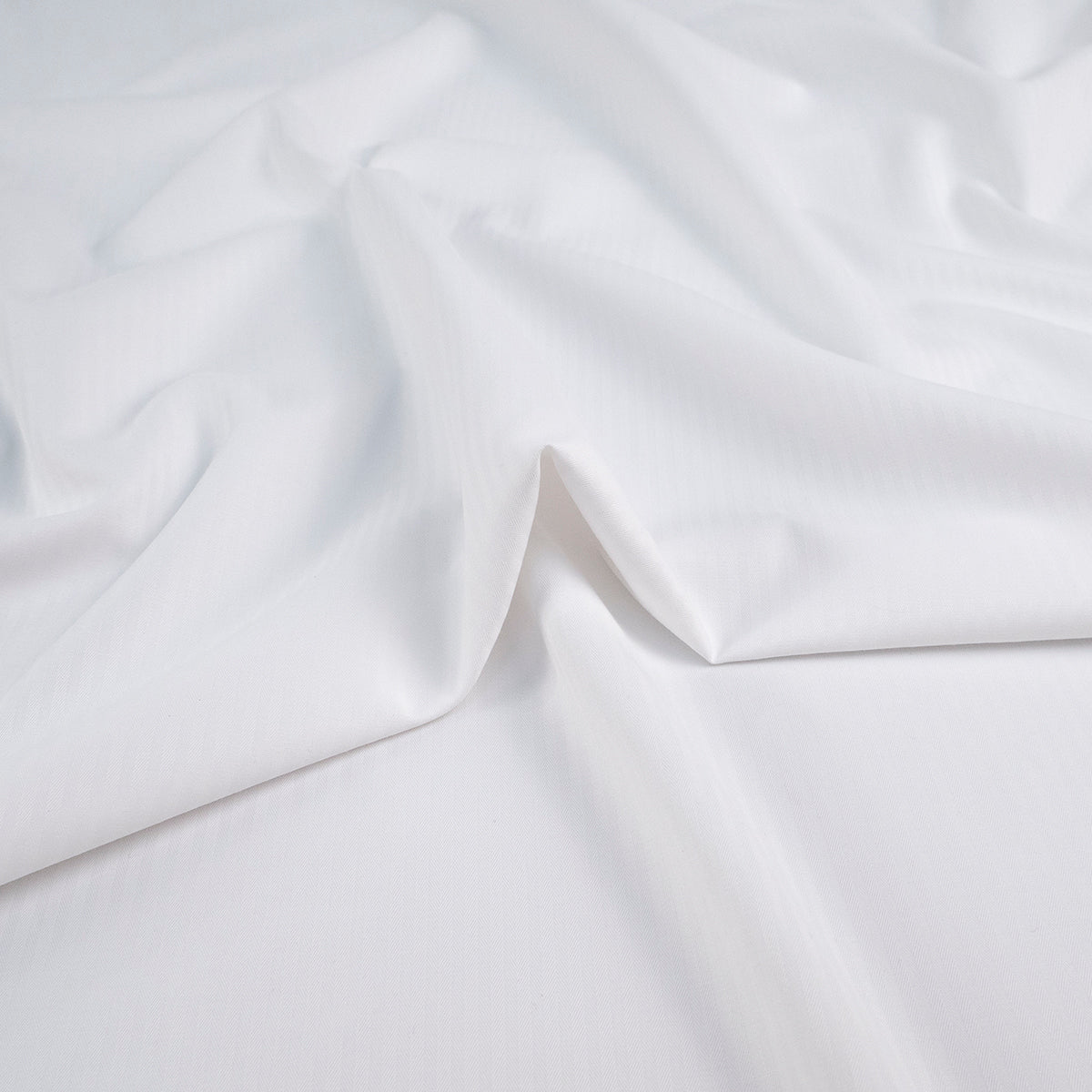 POPLIN RAYAS DIPLOMATICAS BLANCO BRILLANTE