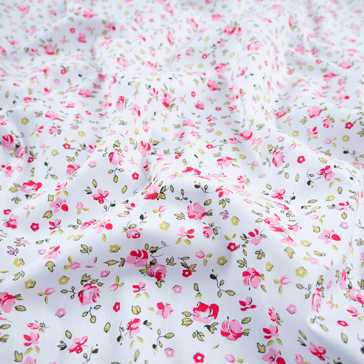 POPLIN DEEP ESTAMPADO BLANCO BRILLANTE FLORES ROSAS Y HOJA VERDES