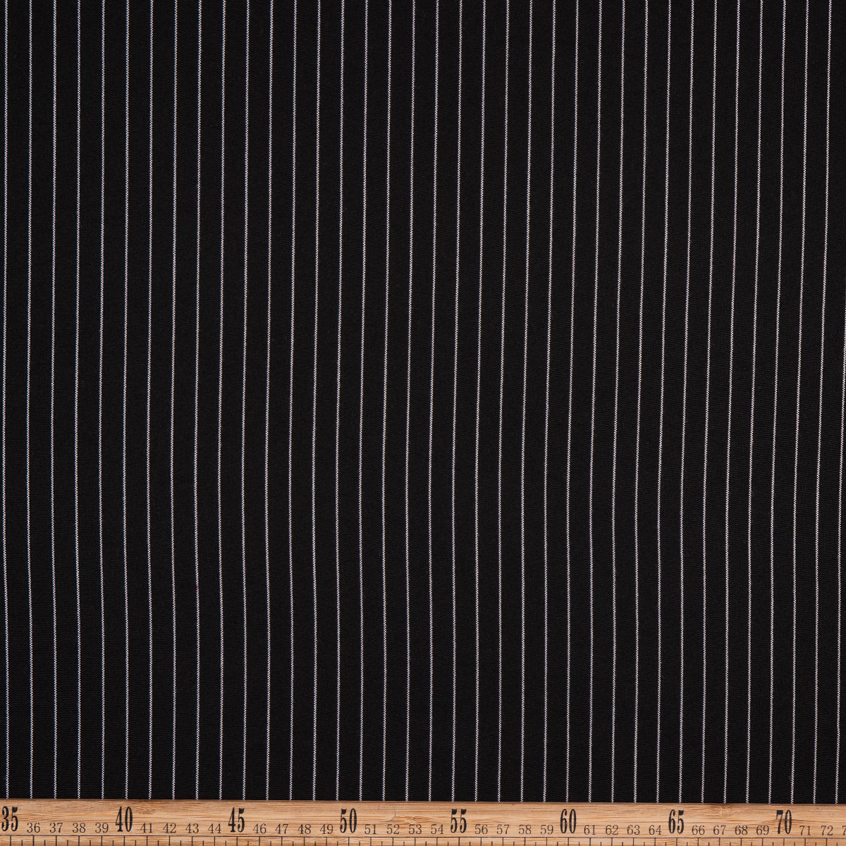 LINO AGNES NEGRO METEORITO