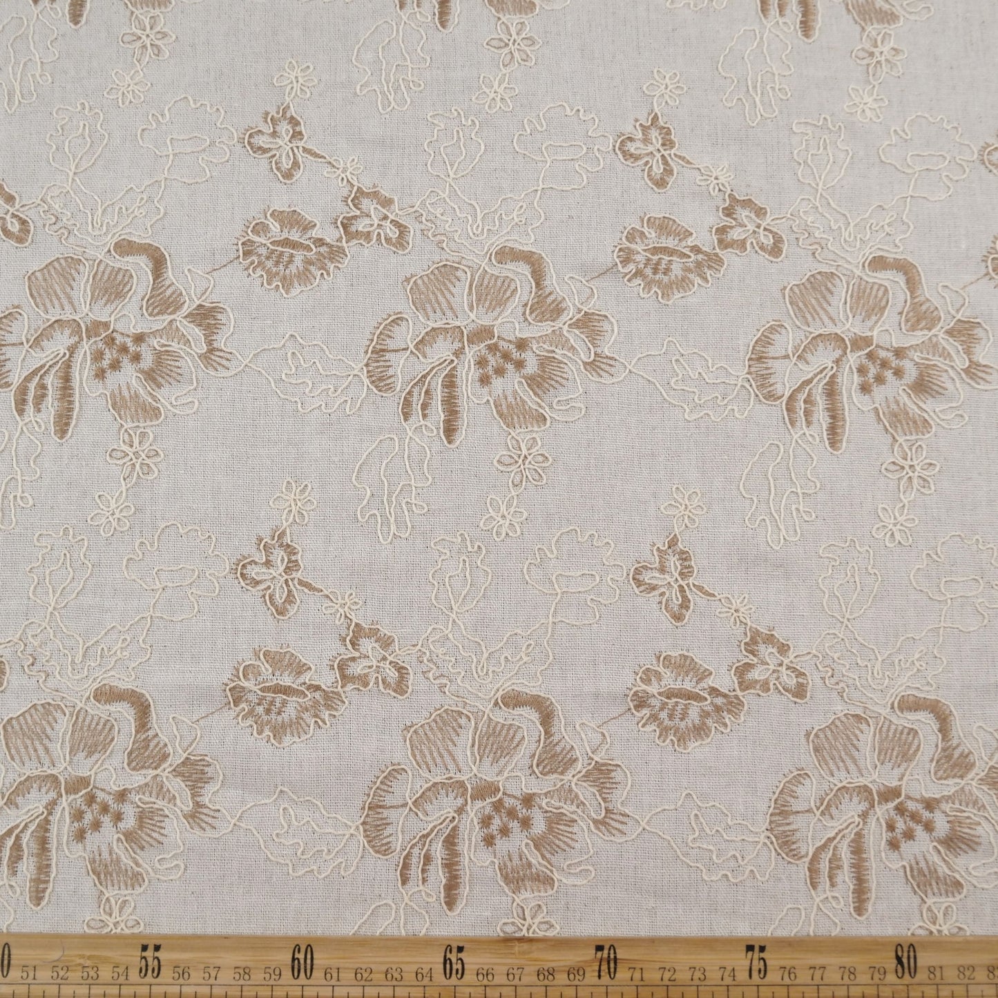 HILOS RUSTICO BORDADOS MARRON OJO TIGRE