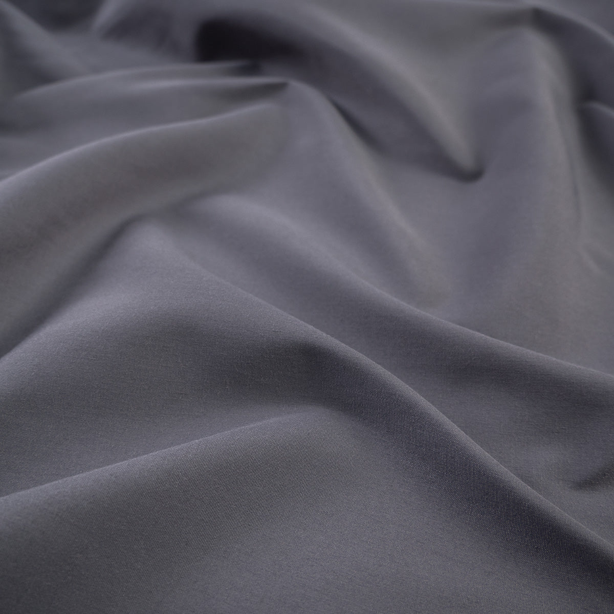 POPLIN LISO PREMIUM GRIS TURBULENCIA