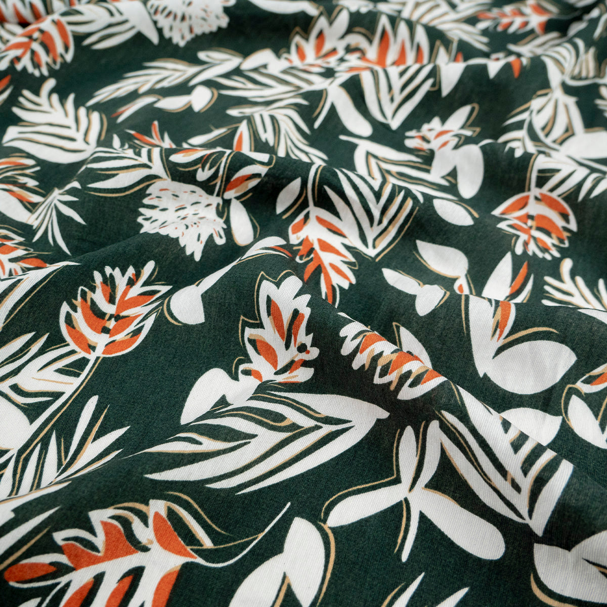 POPELINA RANY ESTAMPADO VERDE JUNE BUG HOJAS